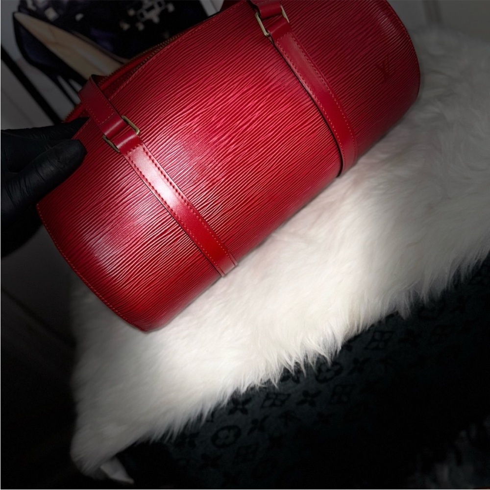 Louis Vuitton Red EPI Papilon with baby
Women's Bag Set - Picture 4 of 12